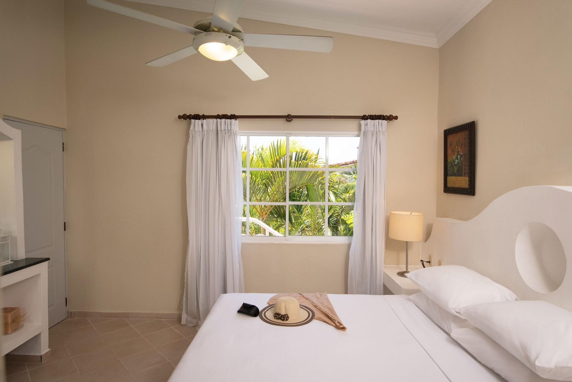 ไลฟ์สไตล์ คราวน์ เรสซิเดนซ์ สวีท - ออล อินคลูซีฟ รีสอร์ต Hotel Puerto Plata ภายนอก รูปภาพ